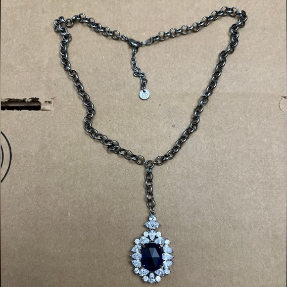 Bomb party necklace - Picture 1 of 2